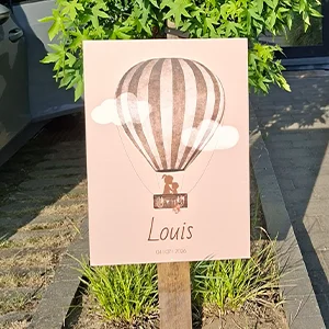 Tuinbord geboorte